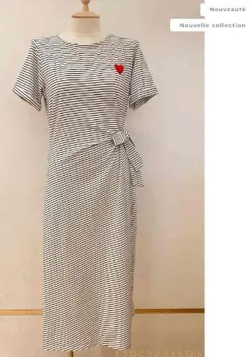 [13r-523s/m] Robe longue lignée avec coeur taille S/M
